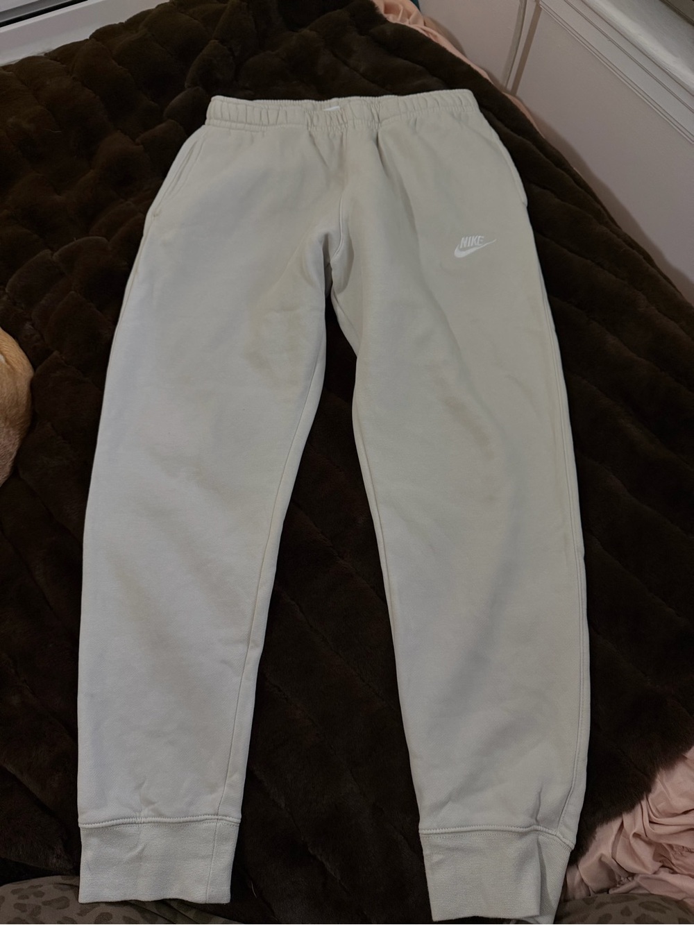 Nike Men’s Beige Sweatpants